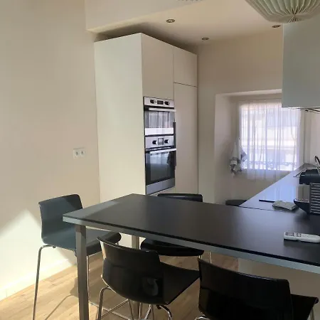 Large Flat 4 Pax Thu9 아파트